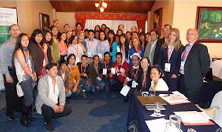 AYNI BOLIVIA JUNTO A LA RJPD II EN QUITO – ECUADOR